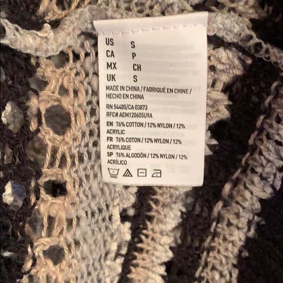 American Eagle long sleeve crochet cardigan - Picture 5 of 5